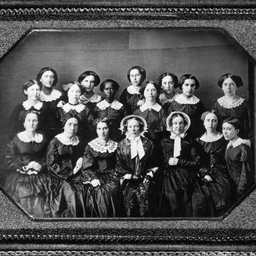 photograph of Oberlin women graduates